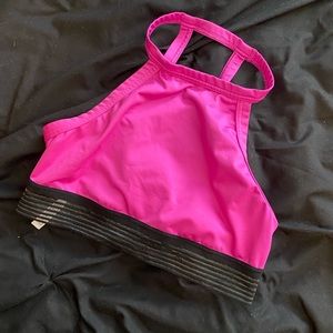 sports bra